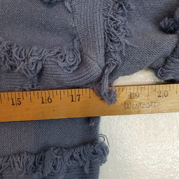 Women's MOD on Trend Crew Neck Sweater with Decoration Fringe, Size Large - Picture 4 of 10